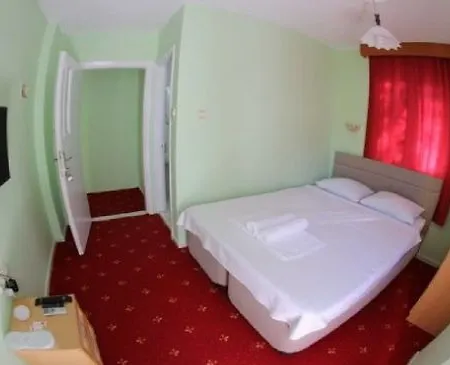 Volkii Otel1 2*