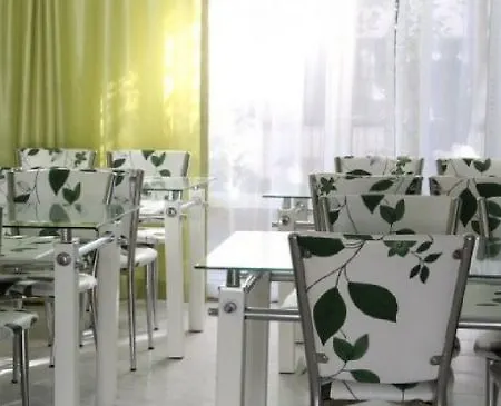 Volkii Otel1 2*